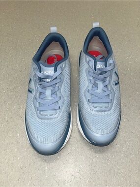 VIONIC WALK MAX LACE UP SNEAKER-size 8.5 wide width  blue